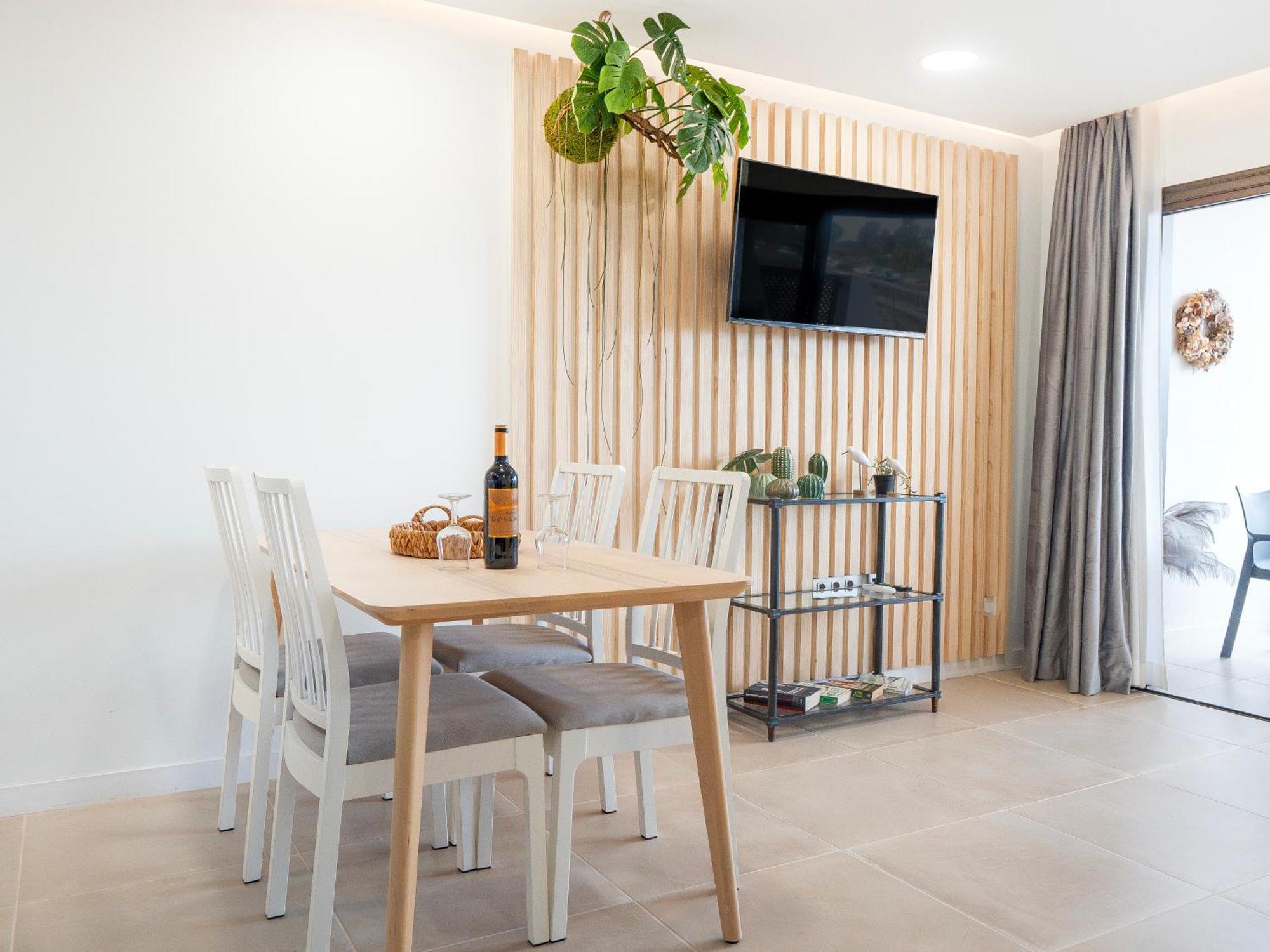 סן מיגל דה אבונה Newly Renovated, Luxurious Apartment With A Heated Pool, 259 מראה חיצוני תמונה